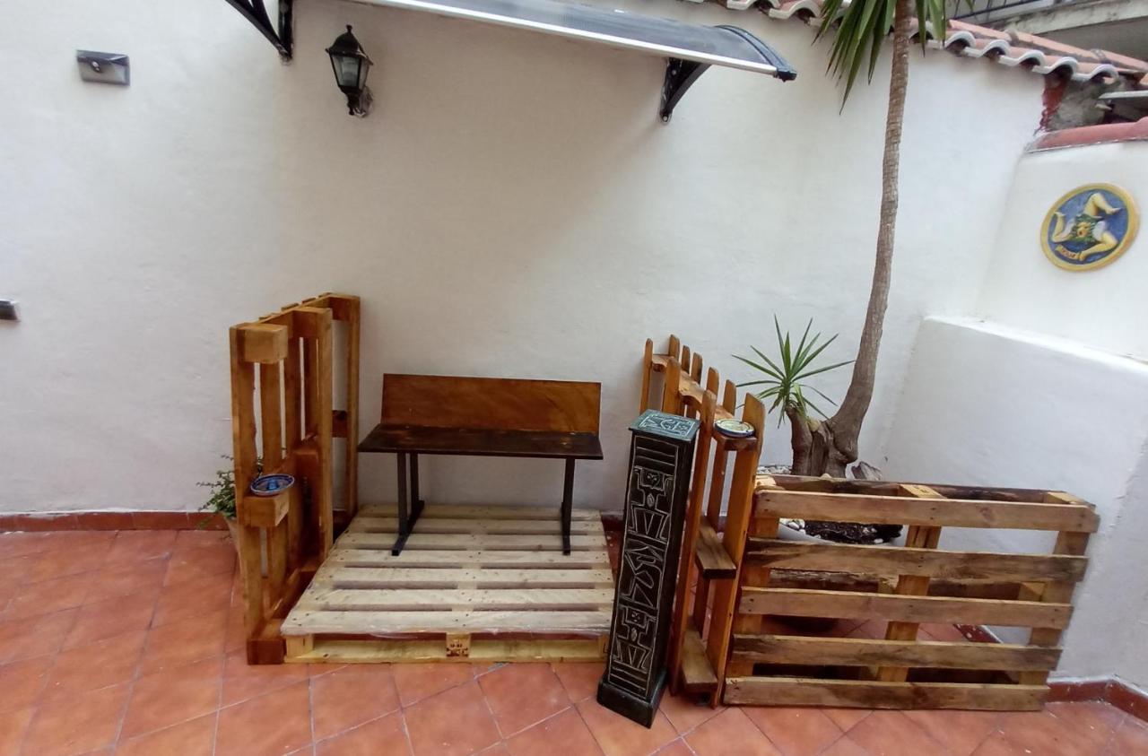 Peppe'S Holiday House Catane Extérieur photo